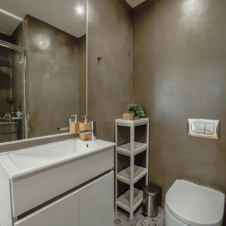 Apartment Downtown Santos With Terrace By Homing Porto